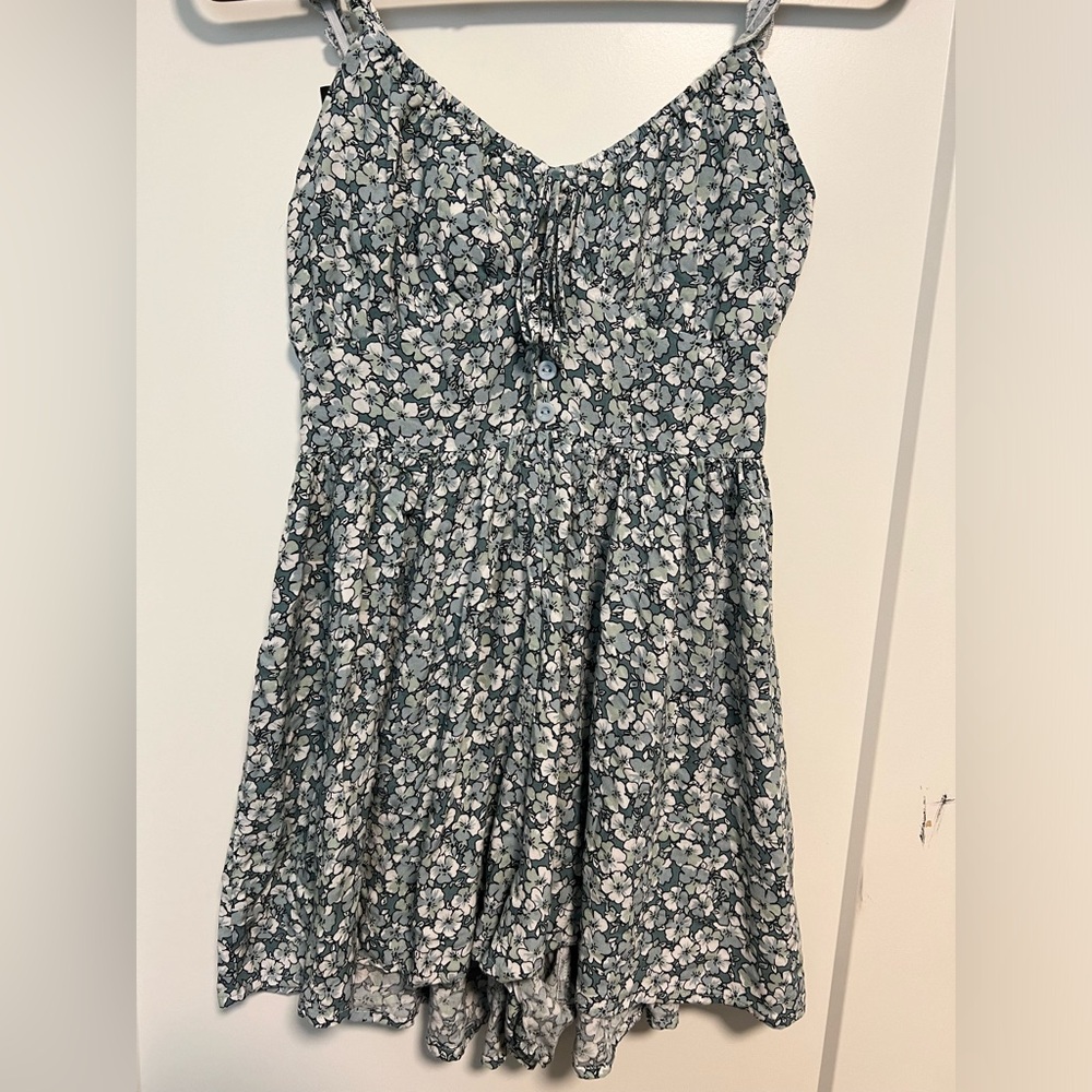 Hesperus Romper Size Large.